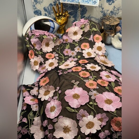 🆕 BRONX & BANCO 🧿 NWOT Jasmine Floral-Appliqued Gown, Black Multi - Sz L US 8 - Picture 13 of 16